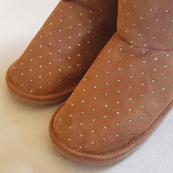Crazy 8 Girls Golden Brown Faux Fur Lined Faux Suede Boots Glitter Dots Size 2 - Picture 5 of 13